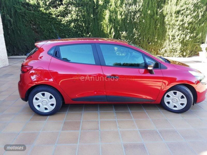 RENAULT CLIO AUTHENTIQUE 1.2 16V 75CV DE 2013 CON 46.600 KM POR 7.800 EUR. EN CIUDAD REAL